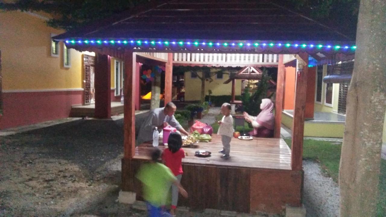 Chalet Kb Wakaf Kayu Кота-Бару Экстерьер фото