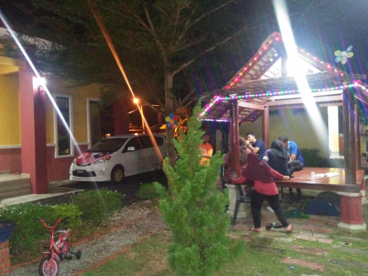 Chalet Kb Wakaf Kayu Кота-Бару Экстерьер фото